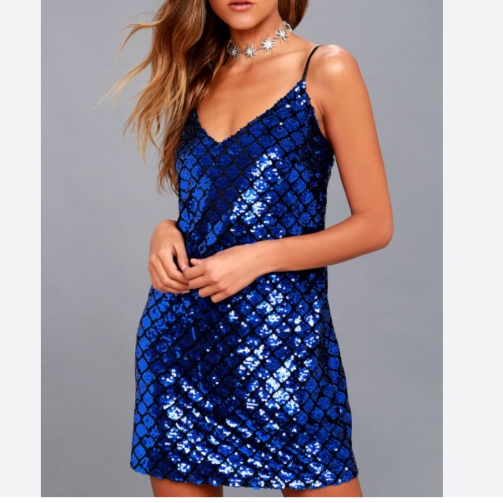 Going Vogue Royal Blue Velvet Sequin Mini Dress
Lulus| Sz S NWT